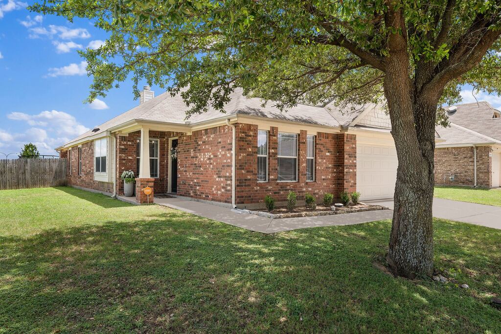 14152 Rodeo Daze Drive, Fort Worth, TX 76052 — photo 1