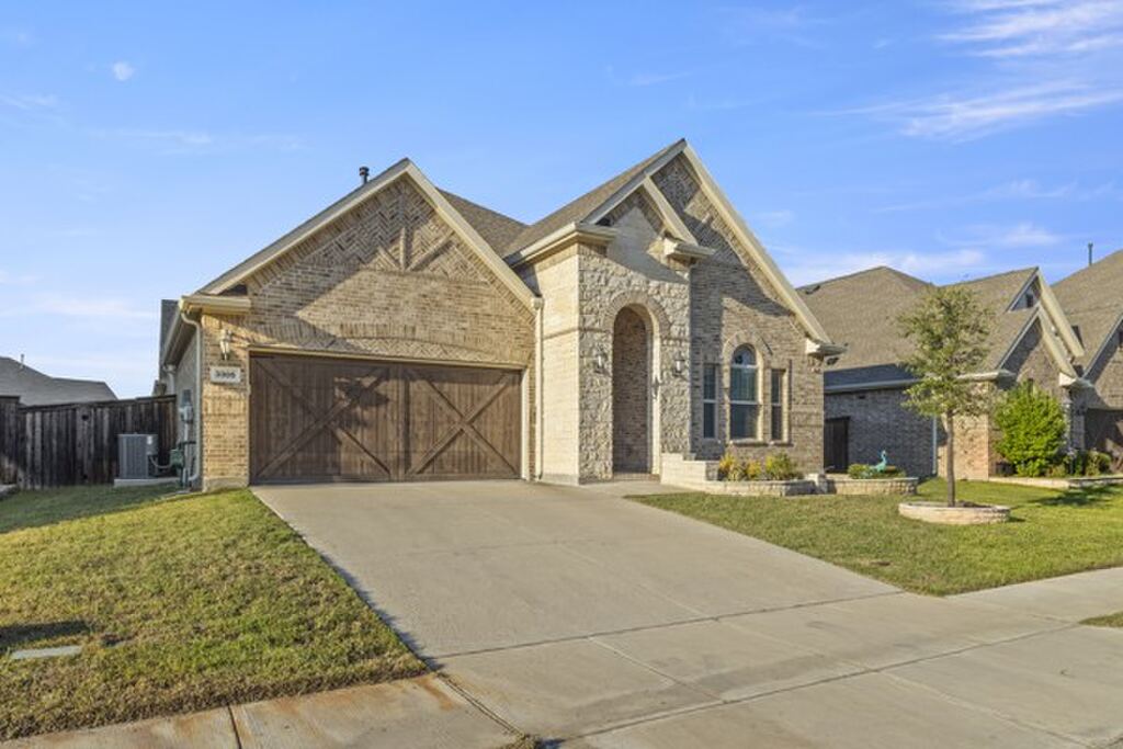 3305 Brookglen Drive