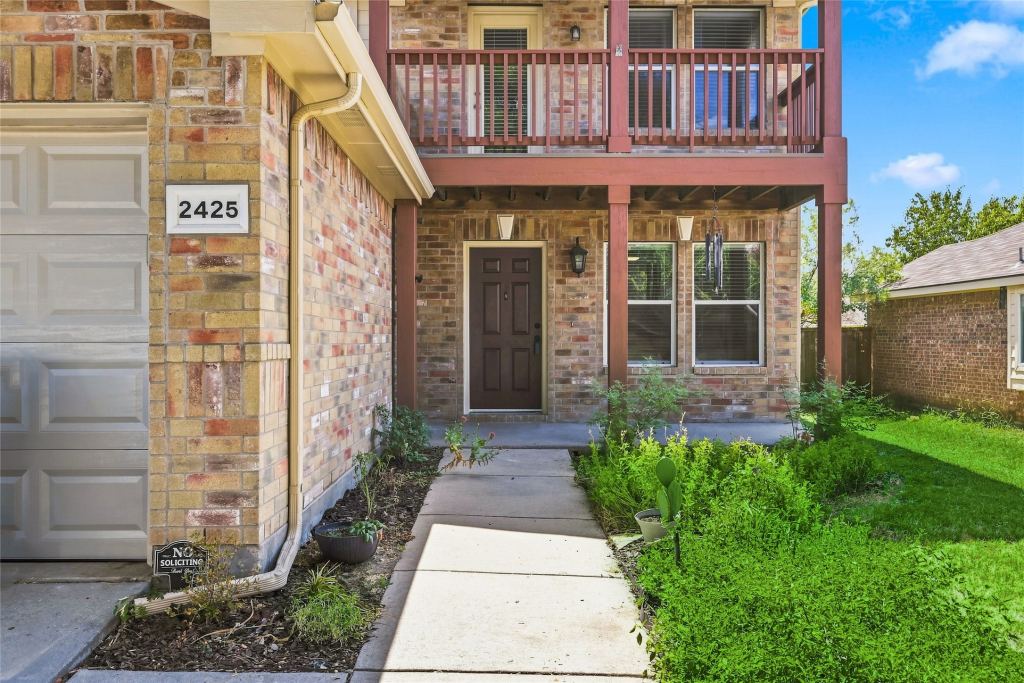 2425 Glenhaven Drive