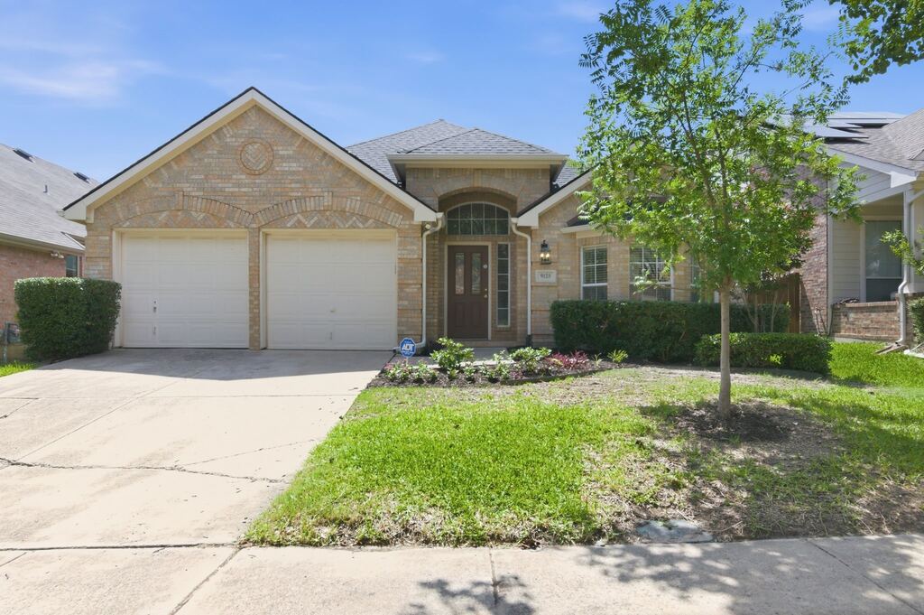 9125 Chardin Park Drive, Fort Worth, TX 76244 — photo 1