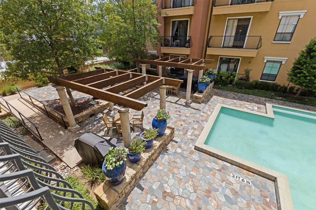 8616 Turtle Creek Boulevard 302, Dallas, TX 75225 — photo 1