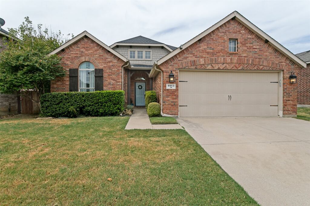 9913 Chrysalis Drive, Fort Worth, TX 76131 — photo 1