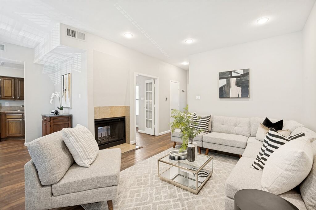 4203 Holland Avenue 10, Dallas, TX 75219 — photo 1