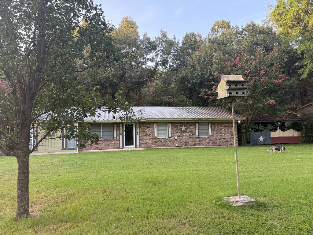 412 S Birch, Van, TX 75790 — photo 1