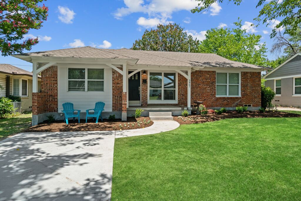 3867 Gaspar Drive, Dallas, TX 75220 — photo 1