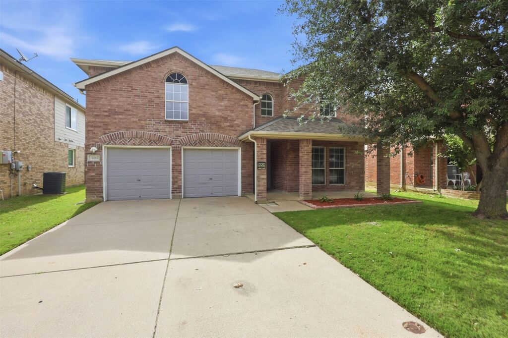 12521 Patnoe Drive, Fort Worth, TX 76028 — photo 1