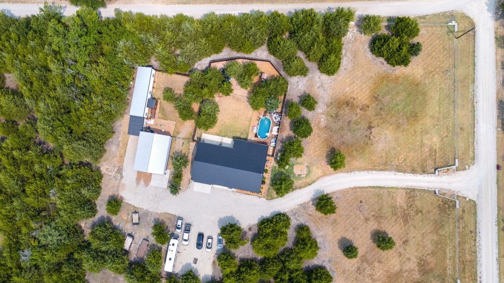 224 Lyla Lane, Whitewright, TX 75491 — photo 1