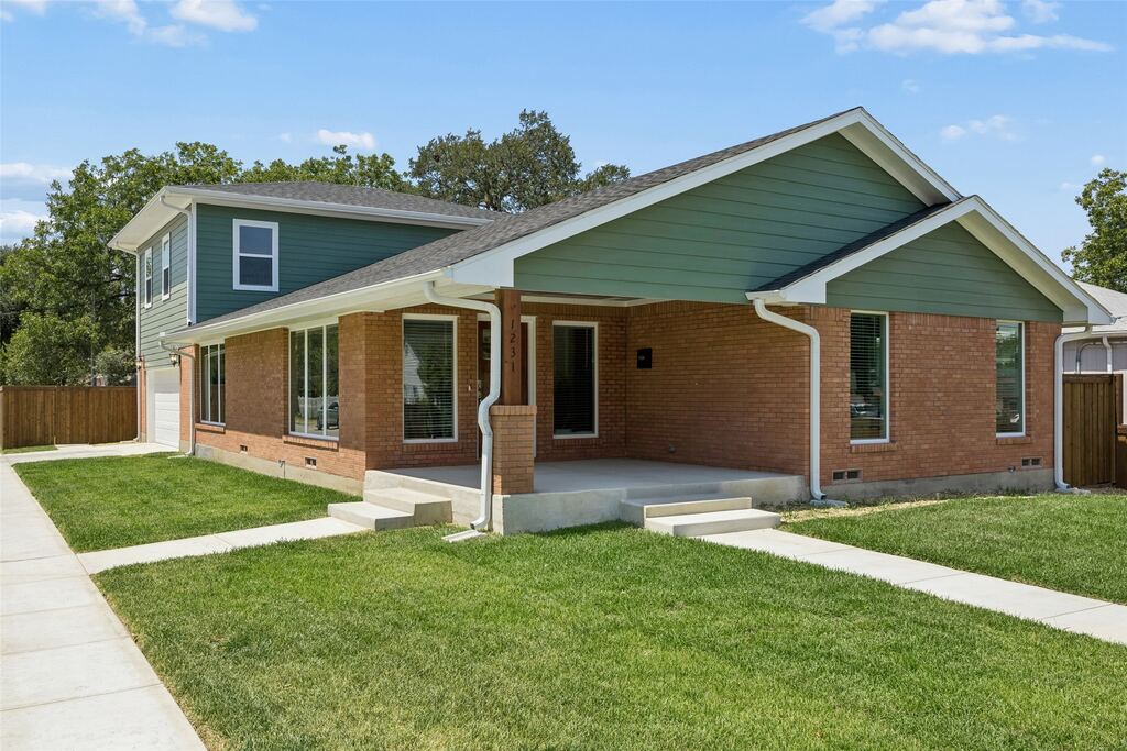 1231 S Montclair Avenue, Dallas, TX 75208 — photo 1