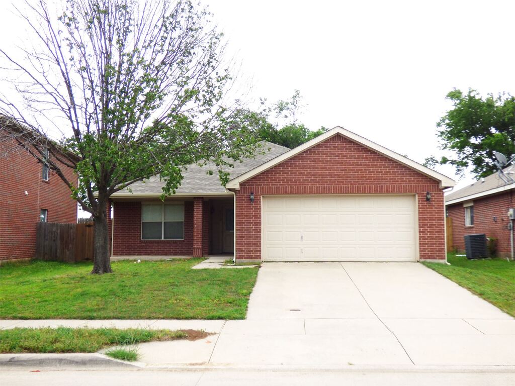 8532 Hawkview Drive, Fort Worth, TX 76179 — photo 1