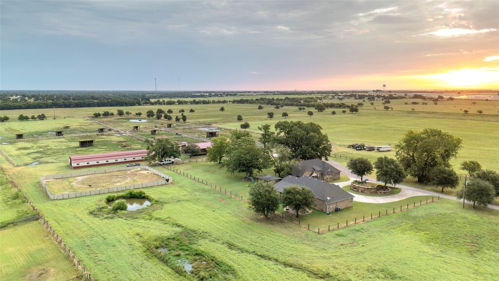 777 Stiles Road, Whitesboro, TX 76273 — photo 1
