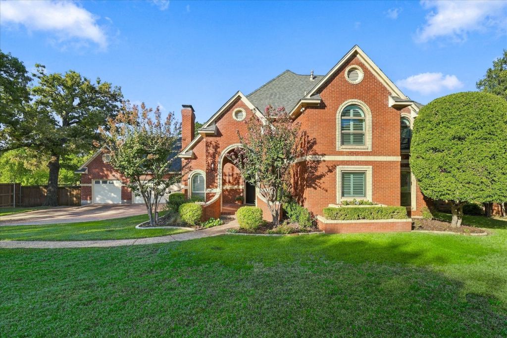 82 Remington Drive W, Highland Village, TX 75077 — photo 1