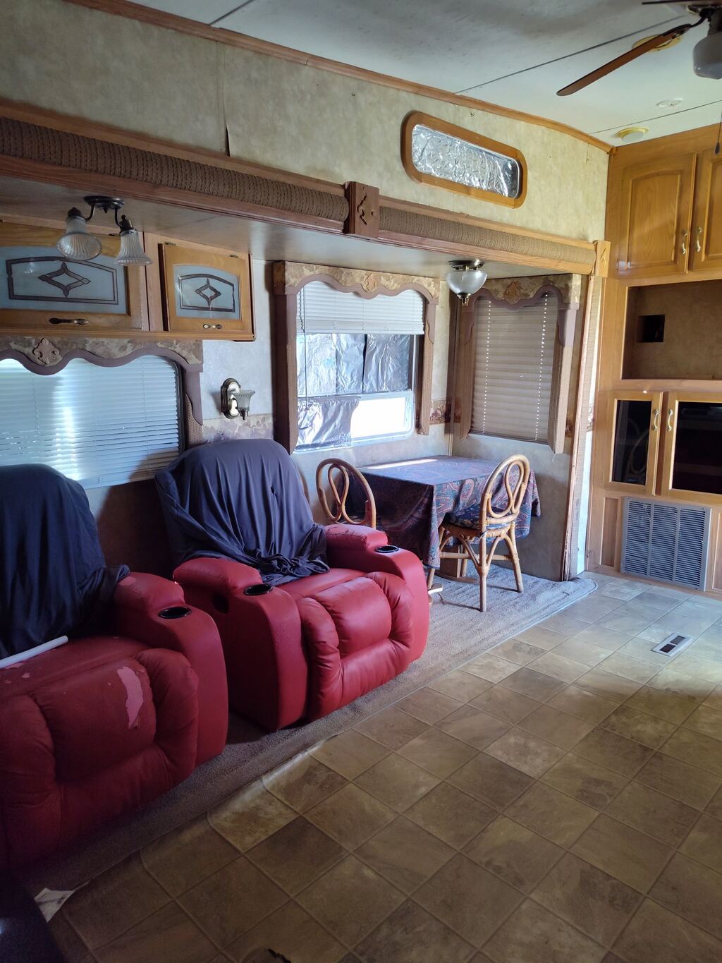 441 hcr 2105 Loop N, Whitney, TX 76692 — photo 1