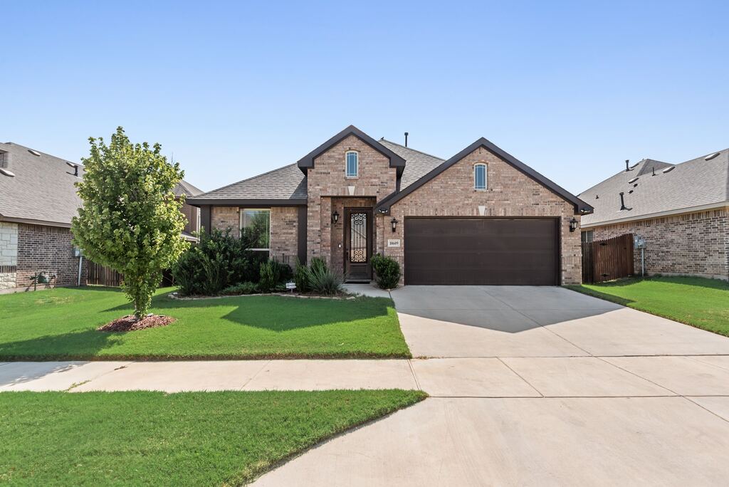 10609 Kettlewood Drive, Fort Worth, TX 76036 — photo 1