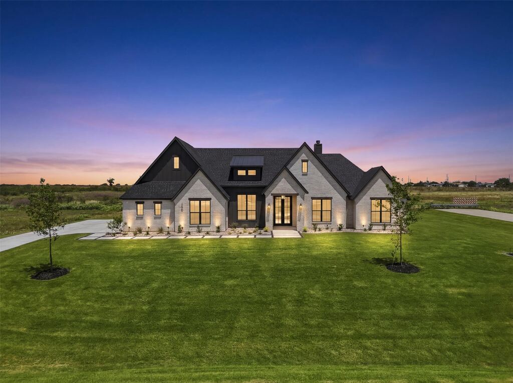 130 Adilynn Trail, Maypearl, TX 76084 — photo 1