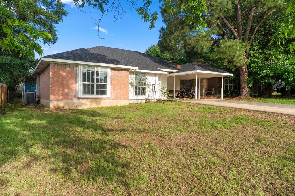 316 Coral Reef Street, Gun Barrel City, TX 75156 — photo 1