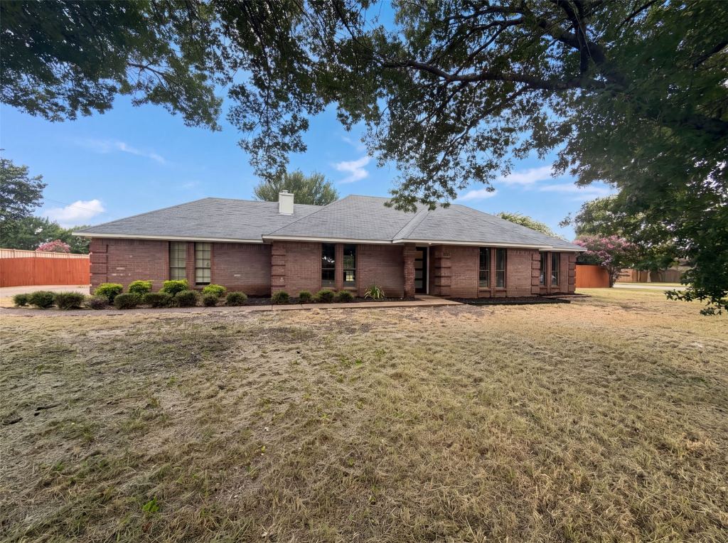 127 Jason Drive, Red Oak, TX 75154 — photo 1