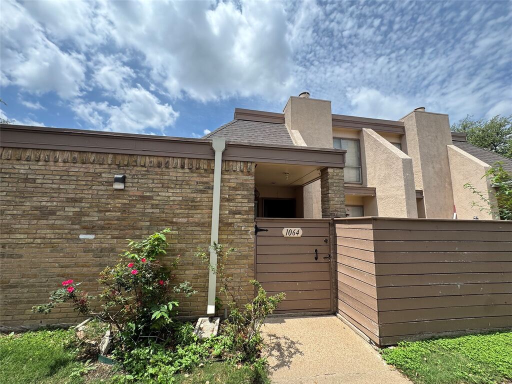 3045 Park Lane 1064, Dallas, TX 75220 — photo 1