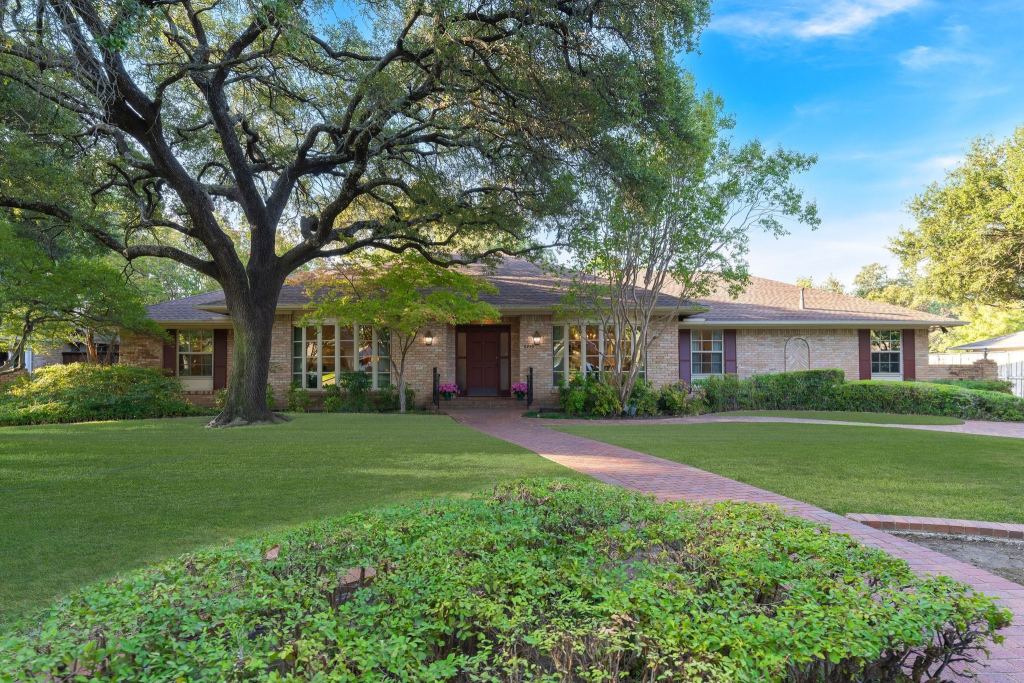 6950 Midcrest Drive, Dallas, TX 75254 — photo 1