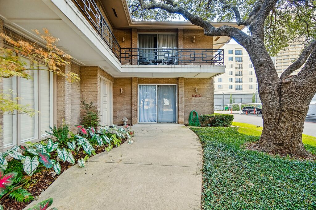 6306 Bandera Avenue A, Dallas, TX 75225 — photo 1