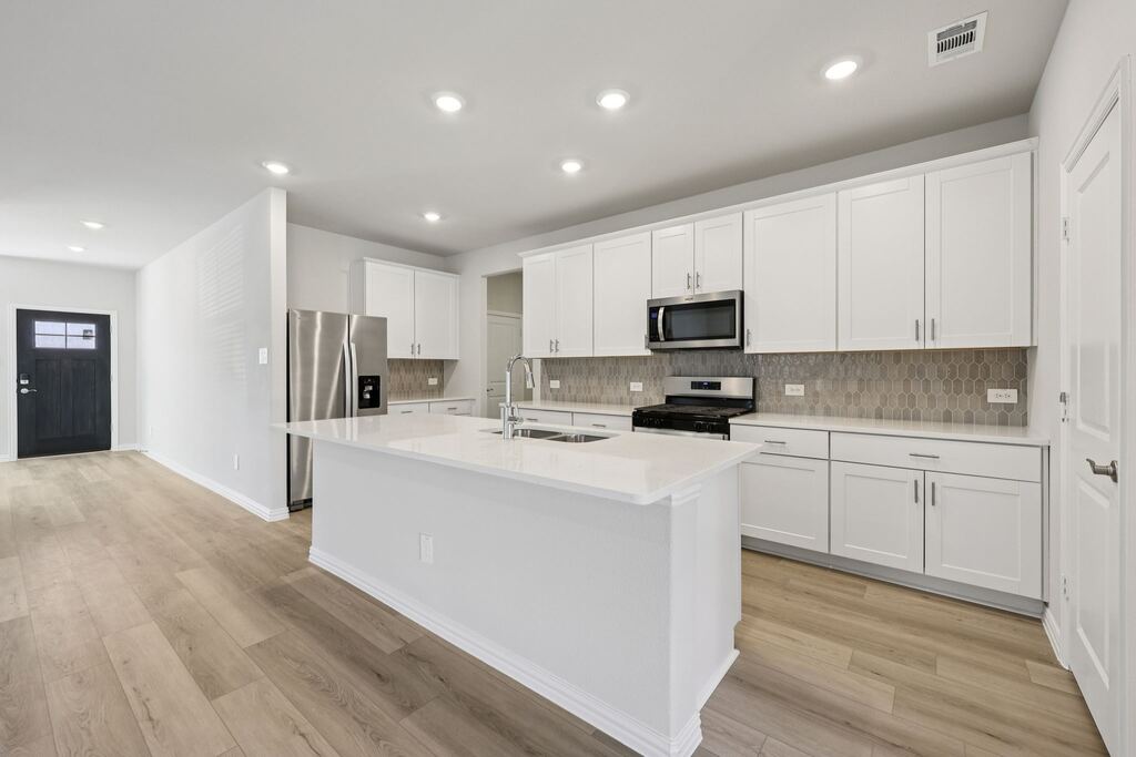 2109 Longchamp Lane, Seagoville, TX 75159 — photo 1