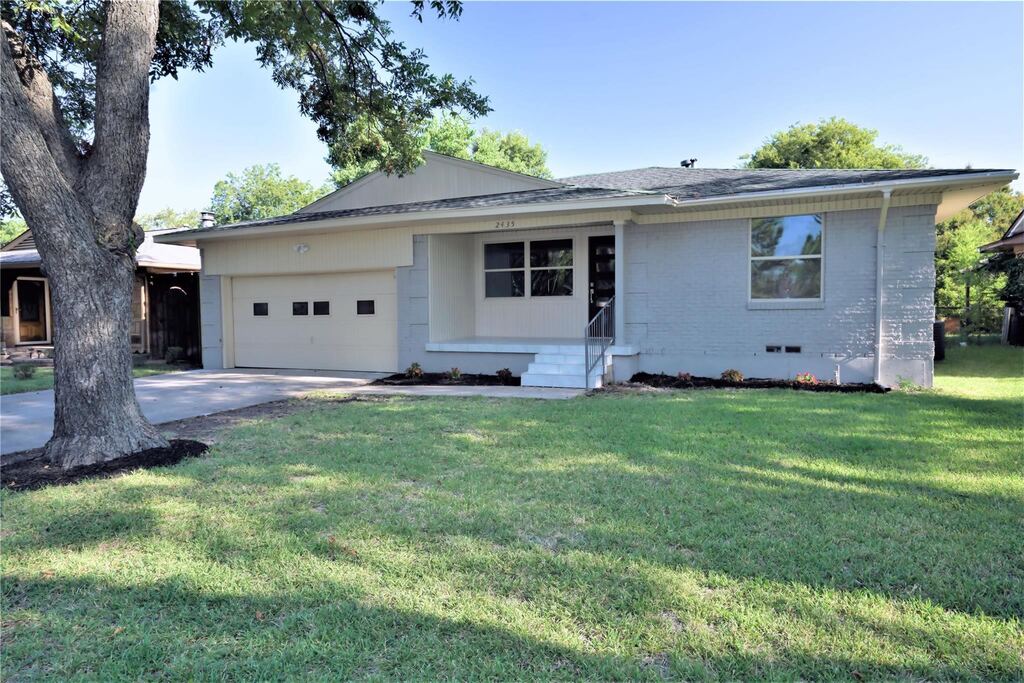 2435 Hillsboro Avenue, Dallas, TX 75228 — photo 1
