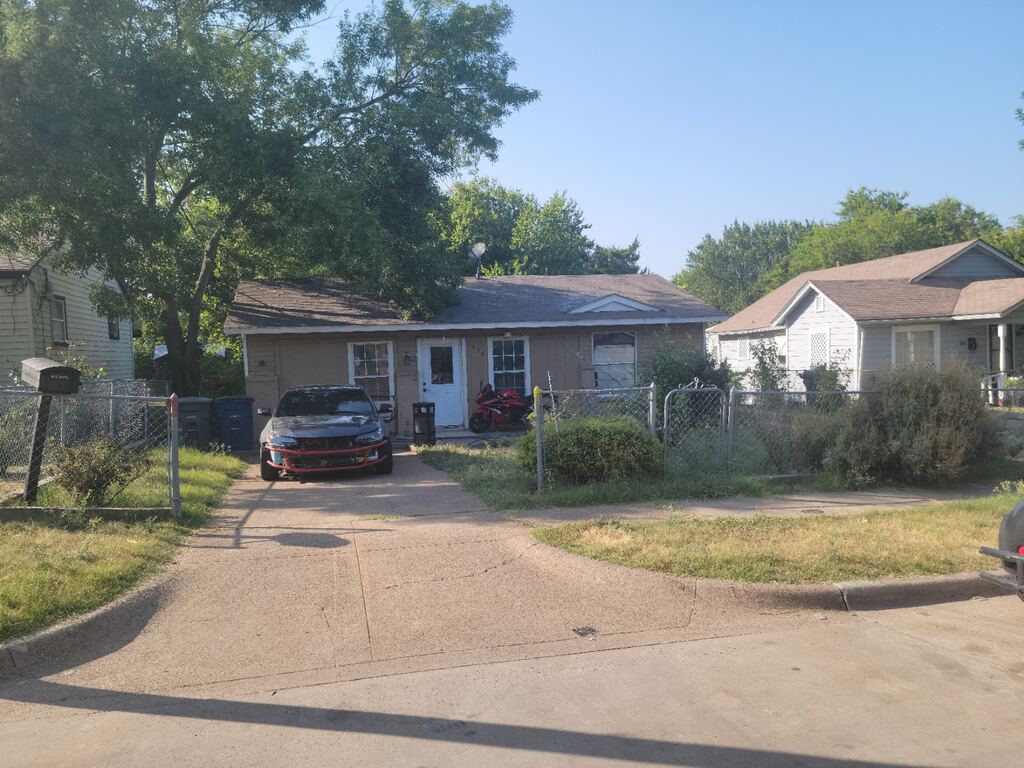 1519 Presidio Avenue, Dallas, TX 75216 — photo 1