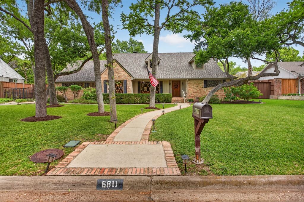 6811 Bradbury Lane, Dallas, TX 75230 — photo 1