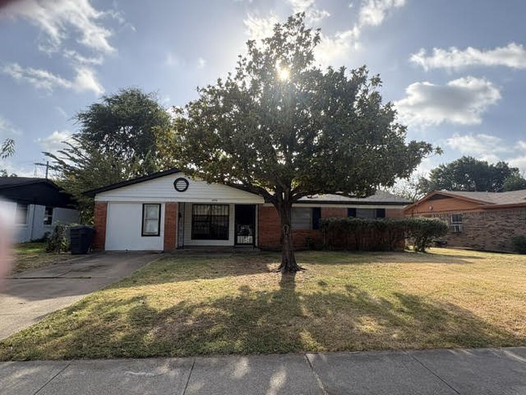 4974 Dupont Drive, Dallas, TX 75216 — photo 1