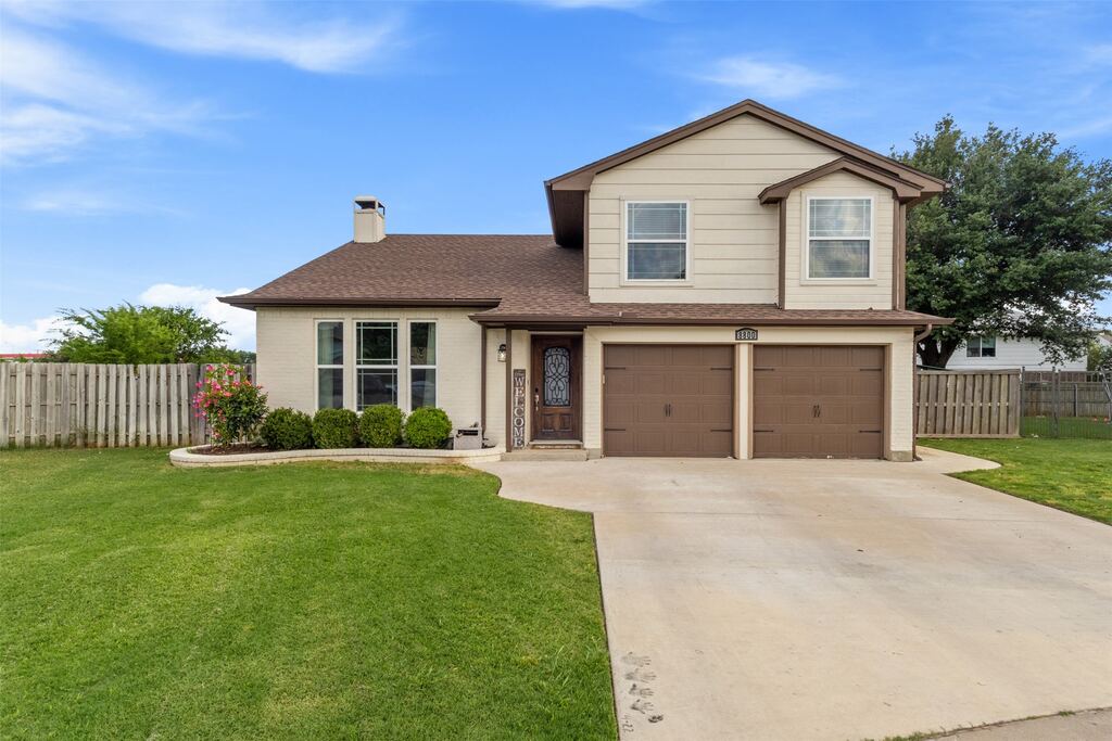 8800 Crestbrook Drive, Fort Worth, TX 76179 — photo 1