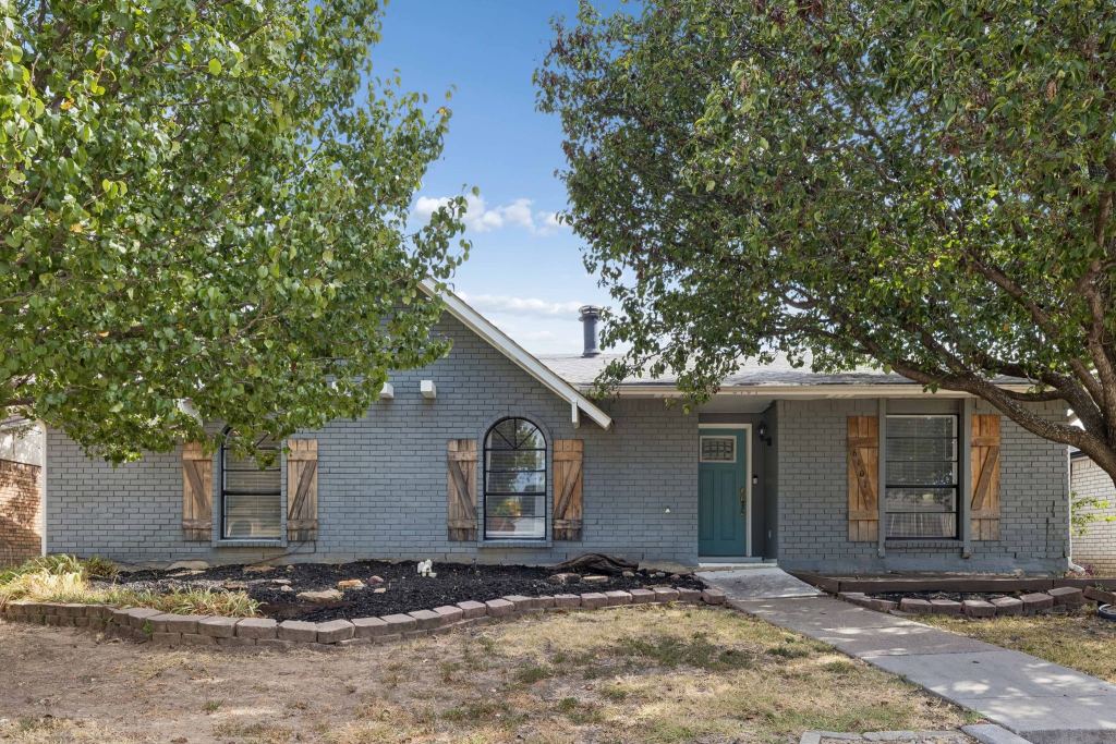 6101 Magnolia Lane