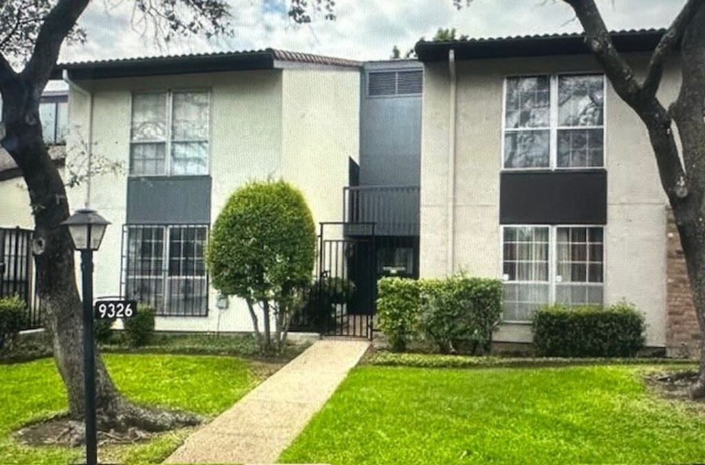 9326 Emberglow Lane, Dallas, TX 75243 — photo 1