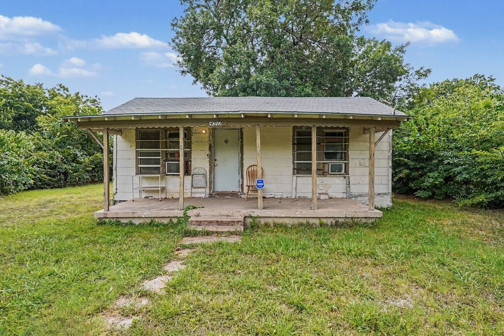 4212 Brady Drive, Fort Worth, TX 76119 — photo 1