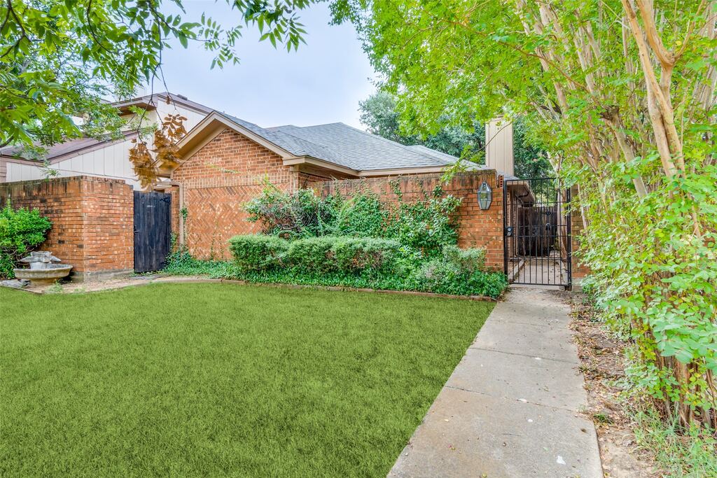 10316 Ridge Oak Street, Dallas, TX 75227 — photo 1