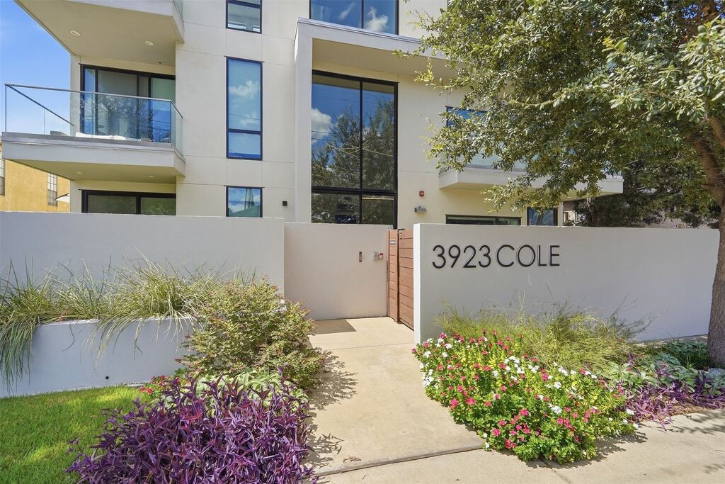 3923 Cole Avenue 201, Dallas, TX 75204 — photo 1