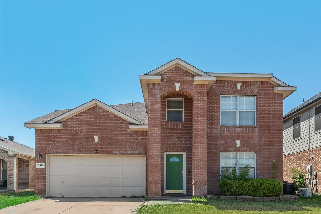 13529 Lost Spurs Road, Fort Worth, TX 76262 — photo 1