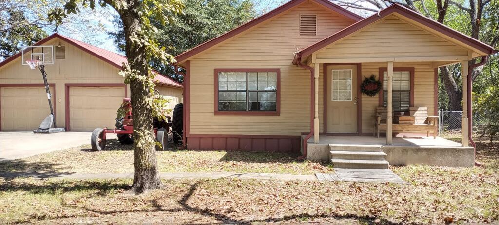509 S Mill Street, Cumby, TX 75433 — photo 1