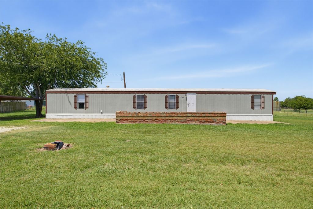 7305 Walden Drive, Joshua, TX 76058 — photo 1