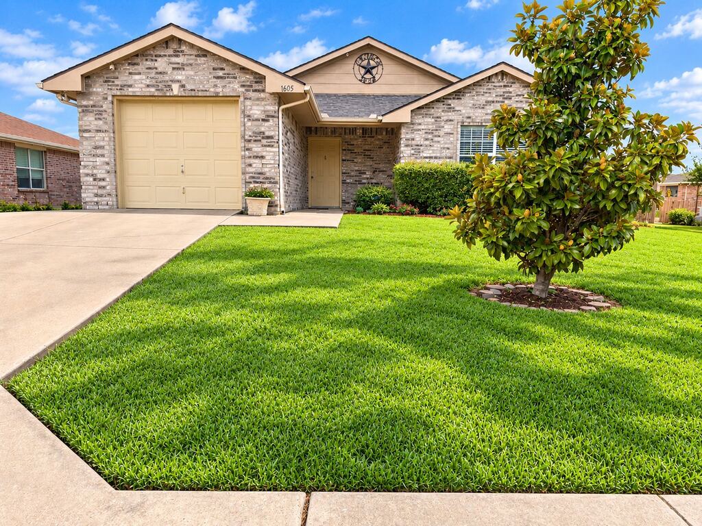 1605 Canary Island Court, Dallas, TX 75217 — photo 1