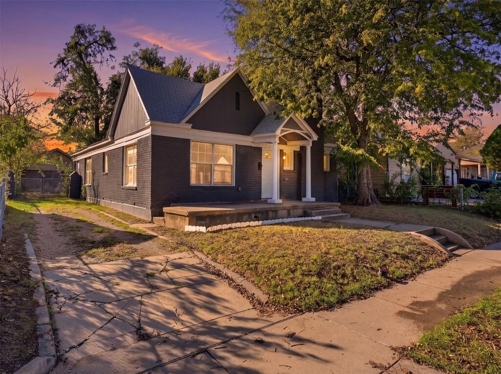 3712 College Avenue, Fort Worth, TX 76110 — photo 1