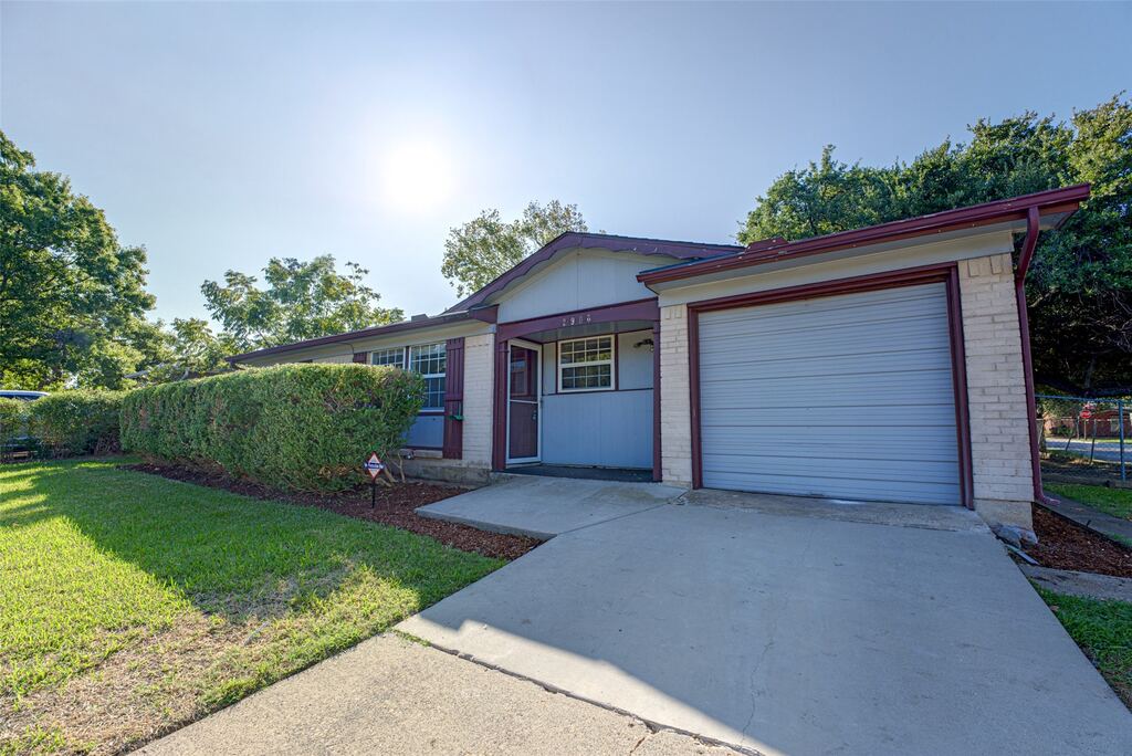 2906 Windmill Lane, Farmers Branch, TX 75234 — photo 1