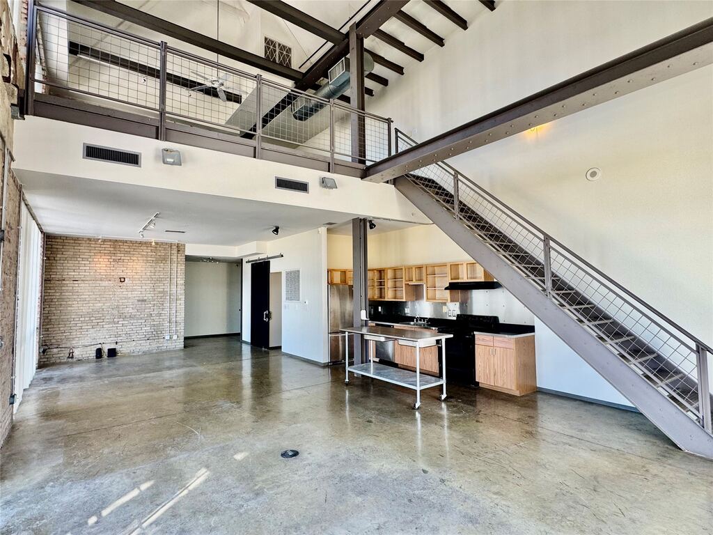 1122 Jackson Street 1104, Dallas, TX 75202 — photo 1