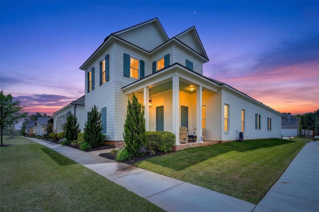 2224 Fairwoods Drive