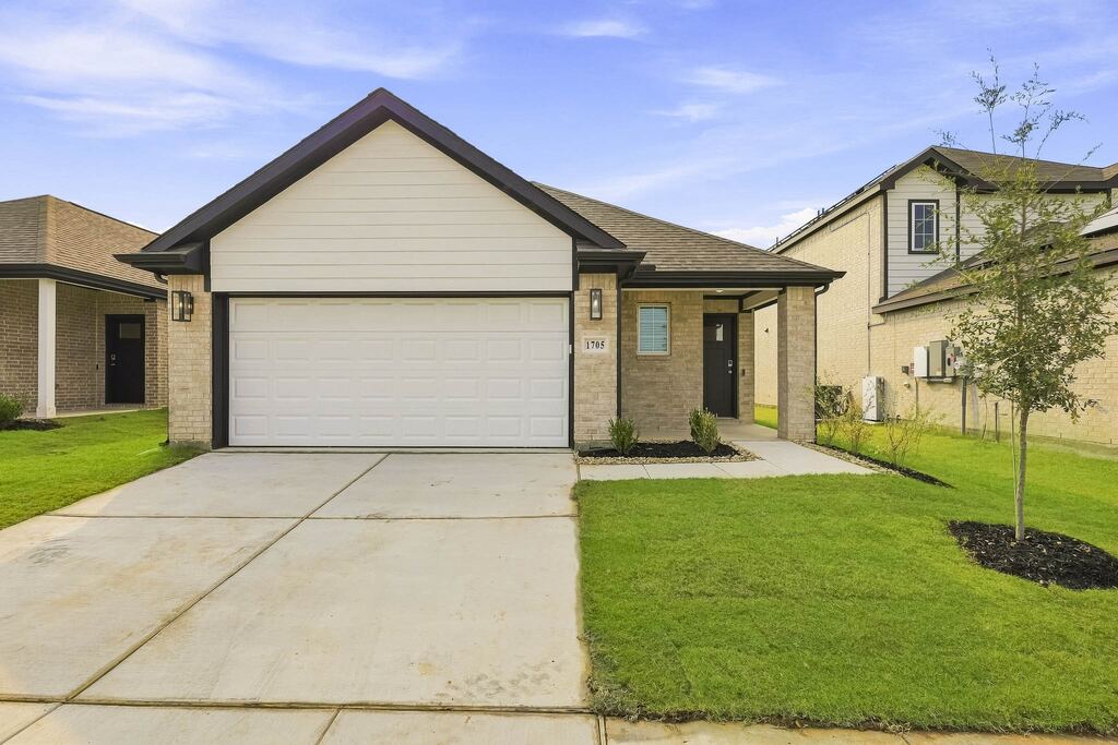 1705 Romans Road