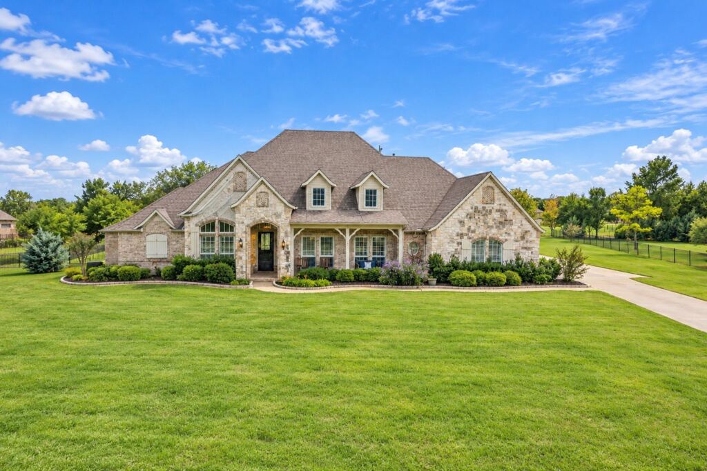 1720 Highland Meadows Drive