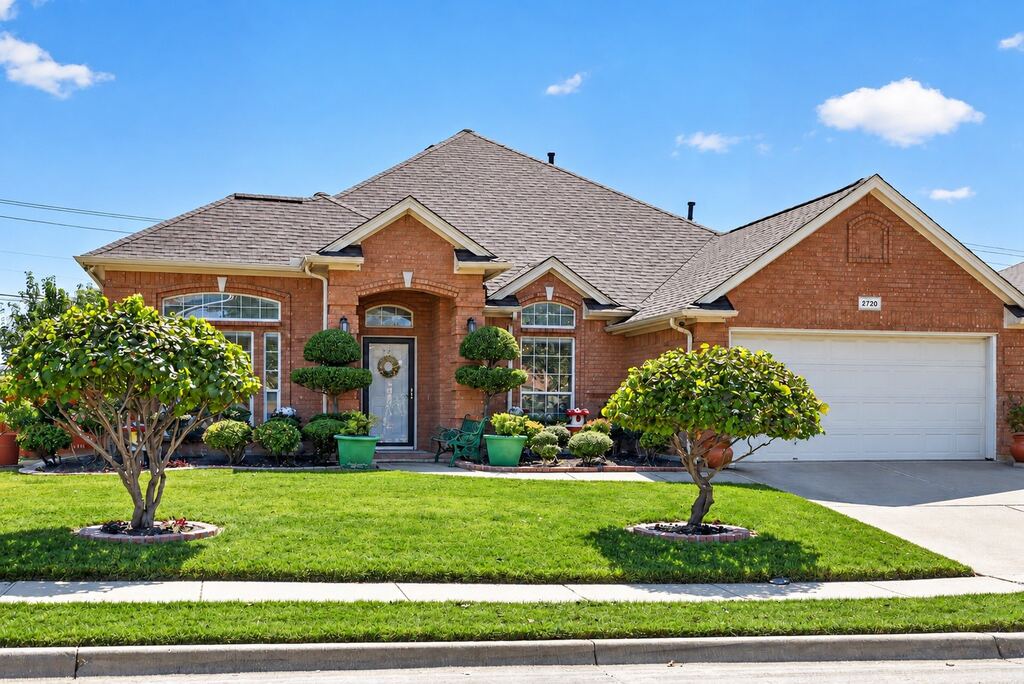 2720 Gray Rock Drive, Fort Worth, TX 76131 — photo 1