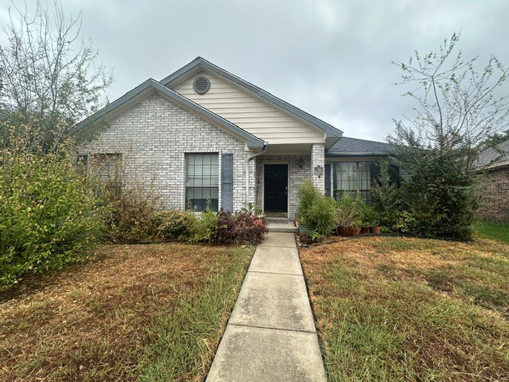 6944 Bentley Avenue, Fort Worth, TX 76137 — photo 1