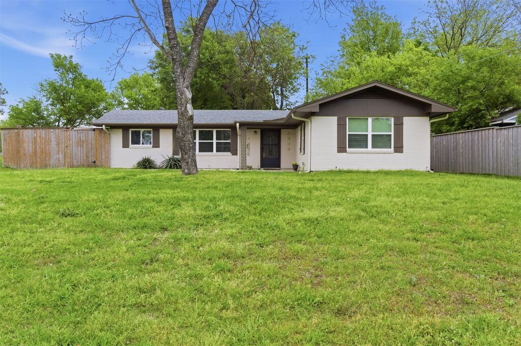 7408 Scenic Drive, Lone Oak, TX 75453 — photo 1