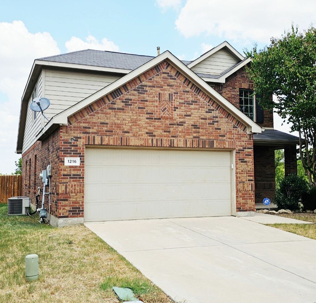 1216 Artesia Drive, Fort Worth, TX 76052 — photo 1