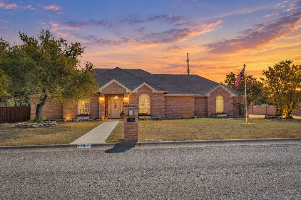 128 Lakeside Oaks Circle, Lakeside, TX 76135 — photo 1