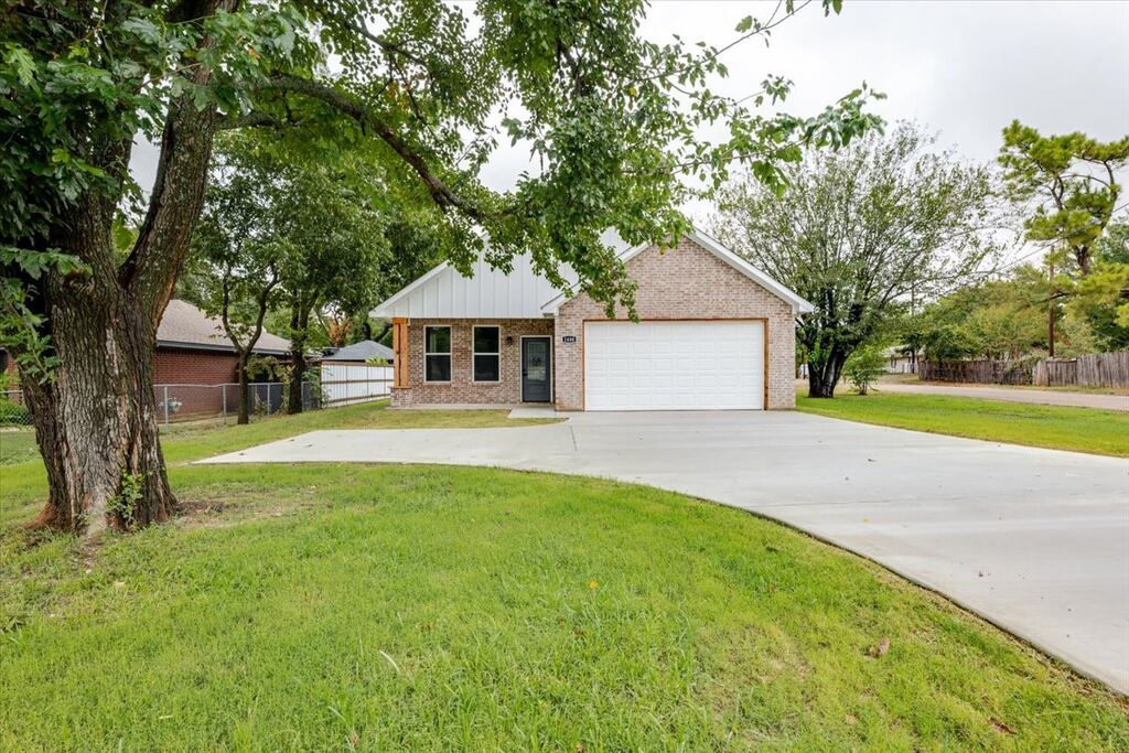 1400 N Business 287, Decatur, TX 76234 — photo 1